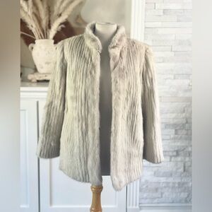 VINTAGE FUR | Real Mink Cream Fur Coat - S/M